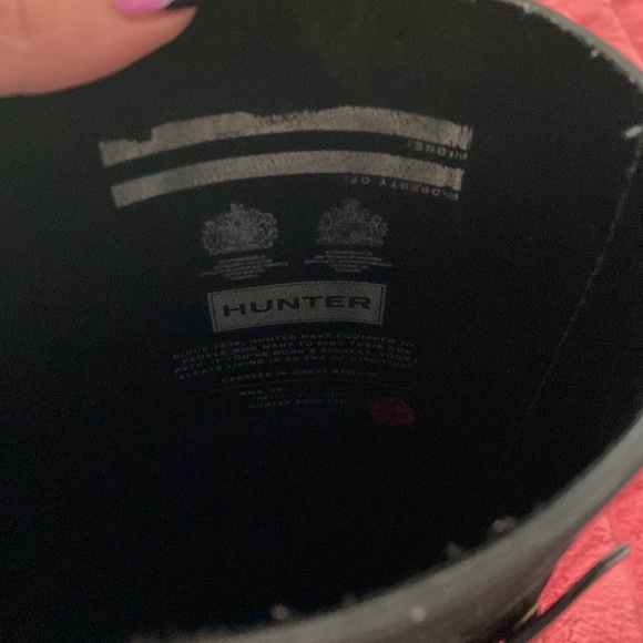Hunter Rain boots excellent condition just to tight - Picture 3 of 3